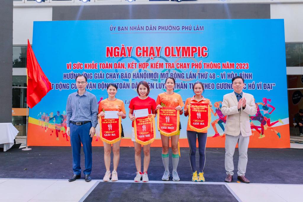 Đại học Đại Nam đồng hành cùng phường Phú Lãm tổ chức Ngày chạy Olympic vì sức khỏe toàn dân